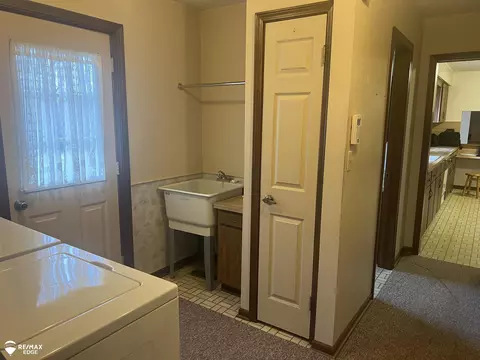 6405 Brewer, Flint, MI 48507 photo 73
