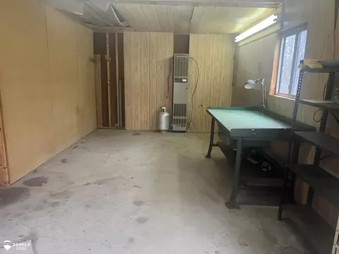 6405 Brewer, Flint, MI 48507 photo 71