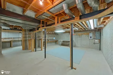 6405 Brewer, Flint, MI 48507 photo 38