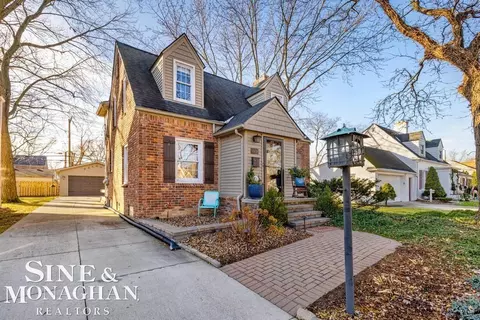 1379 Hampton, Grosse Pointe Woods, MI 48236 photo 38