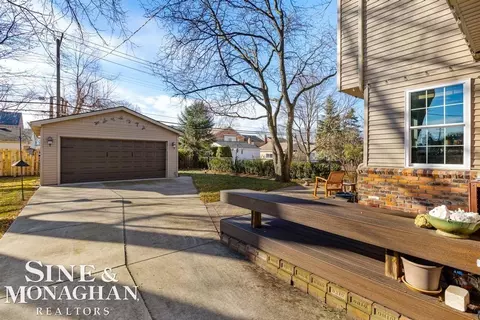 1379 Hampton, Grosse Pointe Woods, MI 48236 photo 36