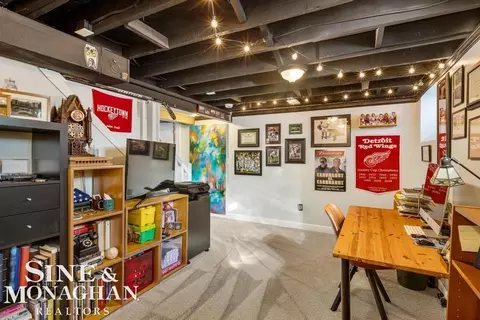 1379 Hampton, Grosse Pointe Woods, MI 48236 photo 28
