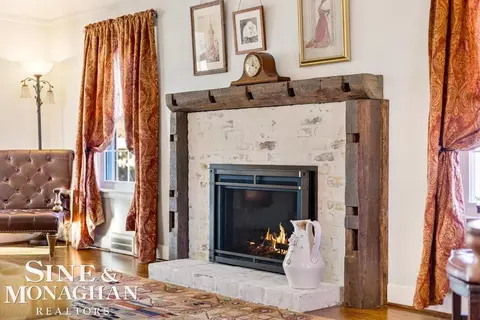 1379 Hampton, Grosse Pointe Woods, MI 48236 photo 5