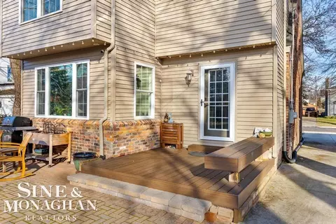 1379 Hampton, Grosse Pointe Woods, MI 48236 photo 31