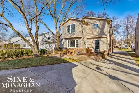 1379 Hampton, Grosse Pointe Woods, MI 48236 photo 33