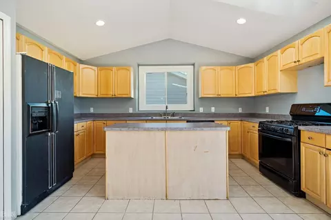 5376 Gardner E, Sterling Heights, MI 48310 photo 10