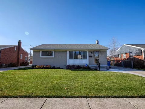 25239 Marilyn, Warren, MI 48089