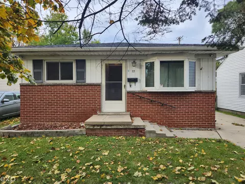 72 W Milton, Hazel Park, MI 48030
