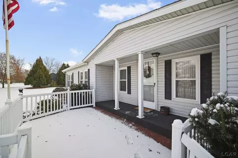 1010 Sutton, Adrian, MI 49221 photo 3