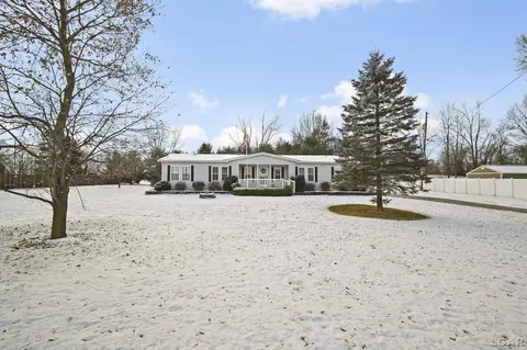 1010 Sutton, Adrian, MI 49221