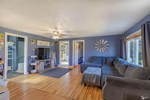 2053 Carleton W, Carleton, MI 48117 photo 10