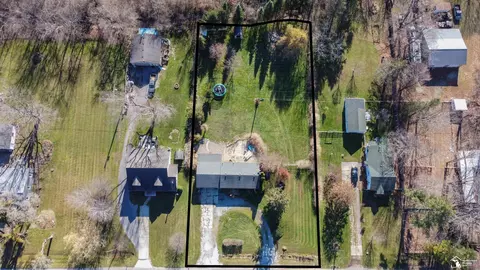 2053 Carleton W, Carleton, MI 48117 photo 4