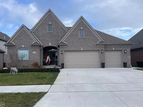 54644 Lawson Crk, Shelby Township, MI 48316