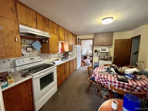 5 Baker, Caspian, MI 49915 photo 2