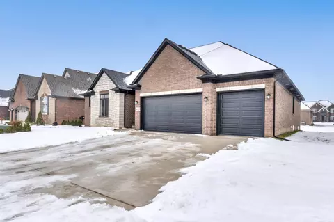 49725 Bingham, Macomb, MI 48044 photo 2