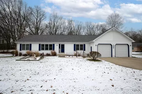 7878 Beaver, Saint Charles, MI 48655