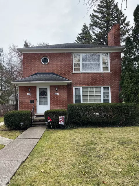 562-564 St Clair, Grosse Pointe, MI 48230