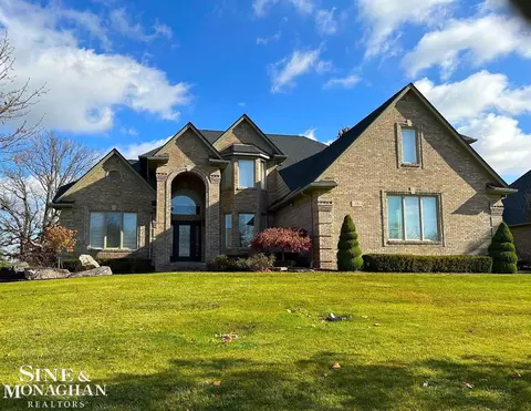 20 Old Course Rd, Saint Clair, MI 48079