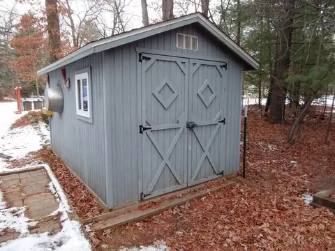 5487 Morrow, Gladwin, MI 48624 photo 15