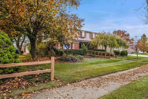 12436 De Grv, Sterling Heights, MI 48312