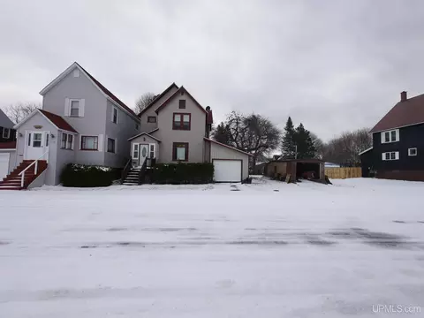 134 Seneca, Laurium, MI 49913