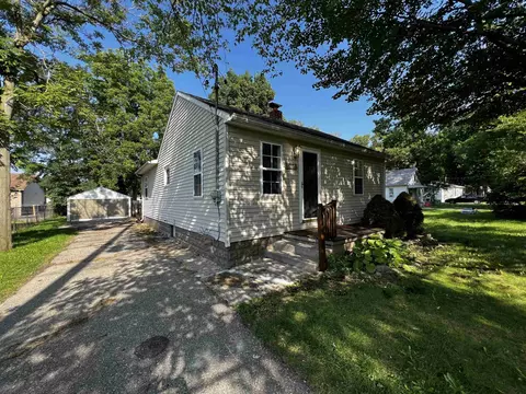 1600 Eberly, Flint, MI 48532 photo 2