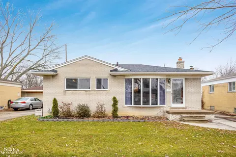 21413 Lakebreeze, Saint Clair Shores, MI 48082