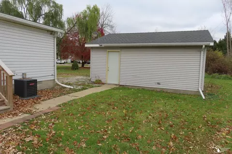 11435 Hunt, Romulus, MI 48174 photo 5