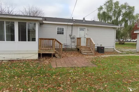 11435 Hunt, Romulus, MI 48174 photo 4