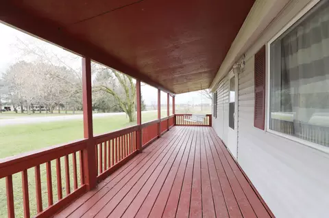 11426 W Stanley, Flushing, MI 48433 photo 3