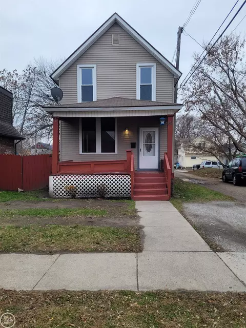 813 Superior, Port Huron, MI 48060
