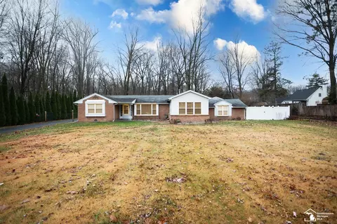 7707 Secor, Lambertville, MI 48144
