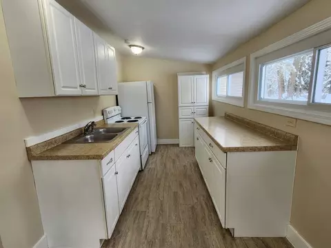 330 Arbor, Lake, MI 48632 photo 6