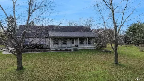 1711 W Albain, Monroe, MI 48161