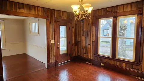 540 James, Adrian, MI 49221 photo 4