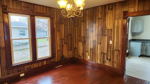 540 James, Adrian, MI 49221 photo 5