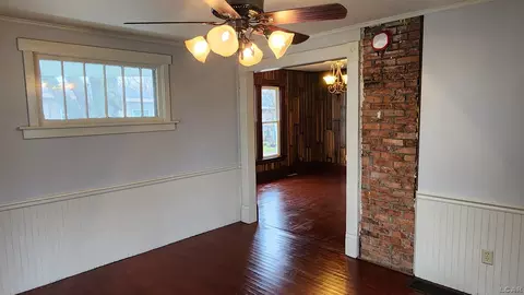540 James, Adrian, MI 49221 photo 8