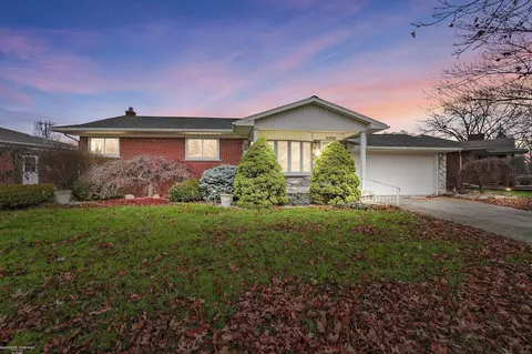 3409 Middlefield, Trenton, MI 48183