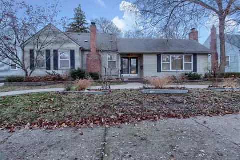 21556 Olmstead, Dearborn, MI 48124