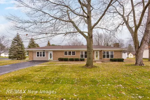 650 Gillette, Saginaw, MI 48609