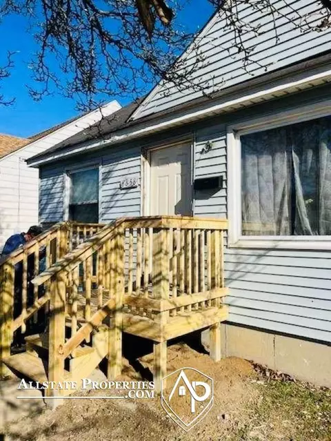 8858 Burt, Detroit, MI 48228