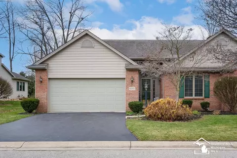6660 Greenbriar #35/18, Temperance, MI 48182