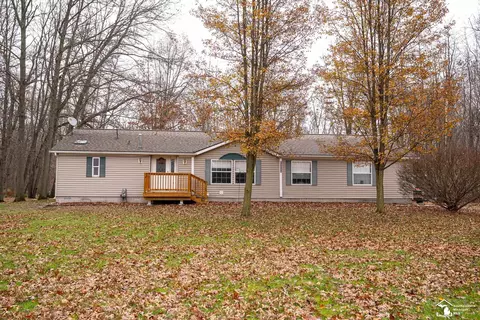 23485 Bohn, Belleville, MI 48111