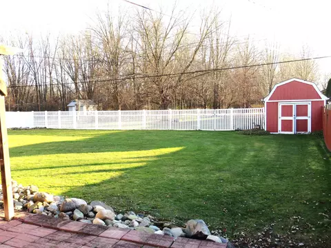 45764 Fairchild, Macomb, MI 48042 photo 3
