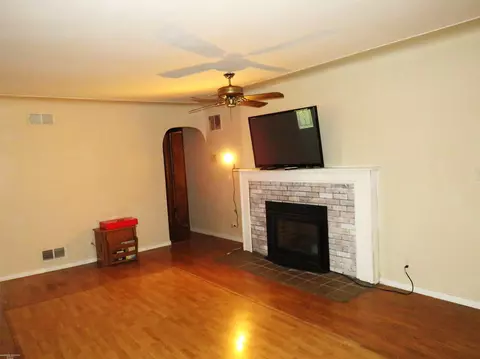 45764 Fairchild, Macomb, MI 48042 photo 6