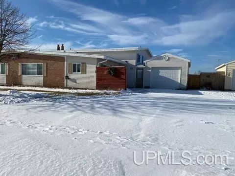 609611 Talon, Gwinn, MI 49841
