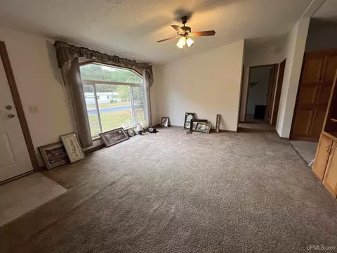 19 Th Mapleview, Gladstone, MI 49837 photo 8