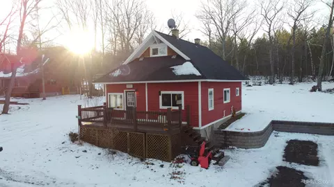 47611 Senter Location, Hancock, MI 49930