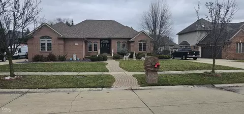 43296 Emily, Sterling Heights, MI 48314