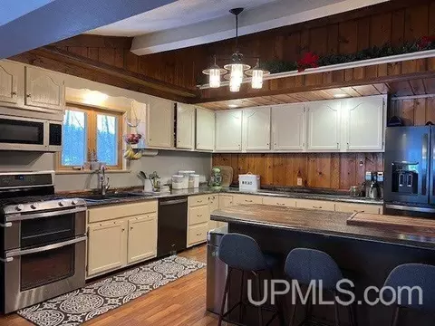 310 Chestnut, Munising, MI 49862 photo 16